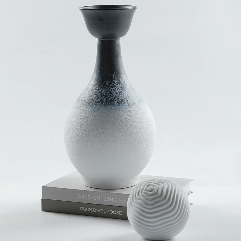 Simple style plain ceramic vase dried flower arrangement 16