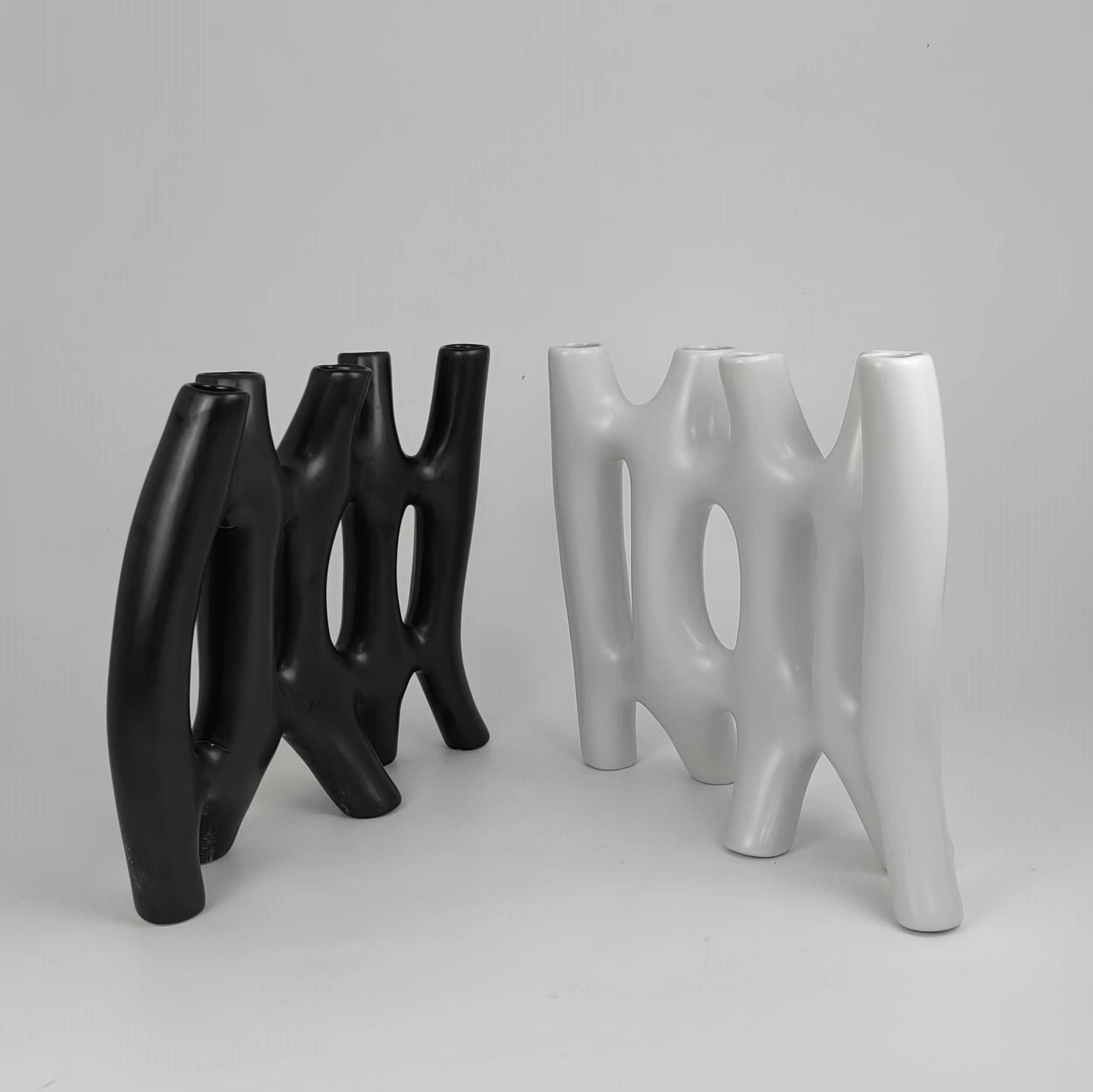 Creative black and white flower arrangement living room vase 34