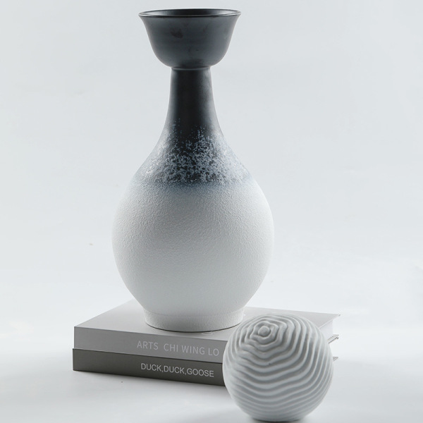 Simple style plain ceramic vase 36