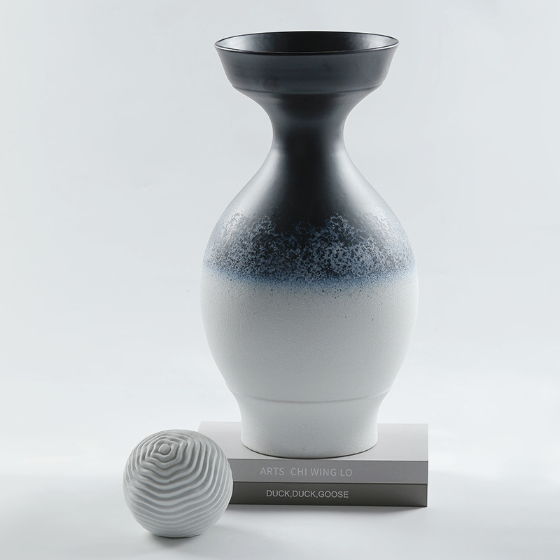 Simple style plain ceramic vase 36